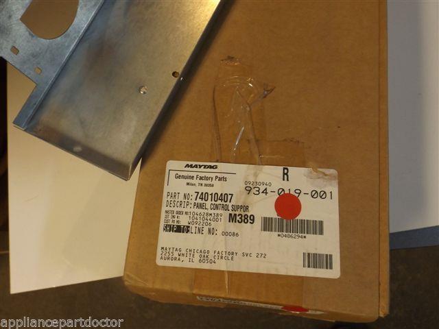 Maytag Jenn Air Stove 74010407 Panel, Control Support NEW IN BOX Maytag Jenn Air Stove 74010407 Panel, Control Support NEW IN BOX
